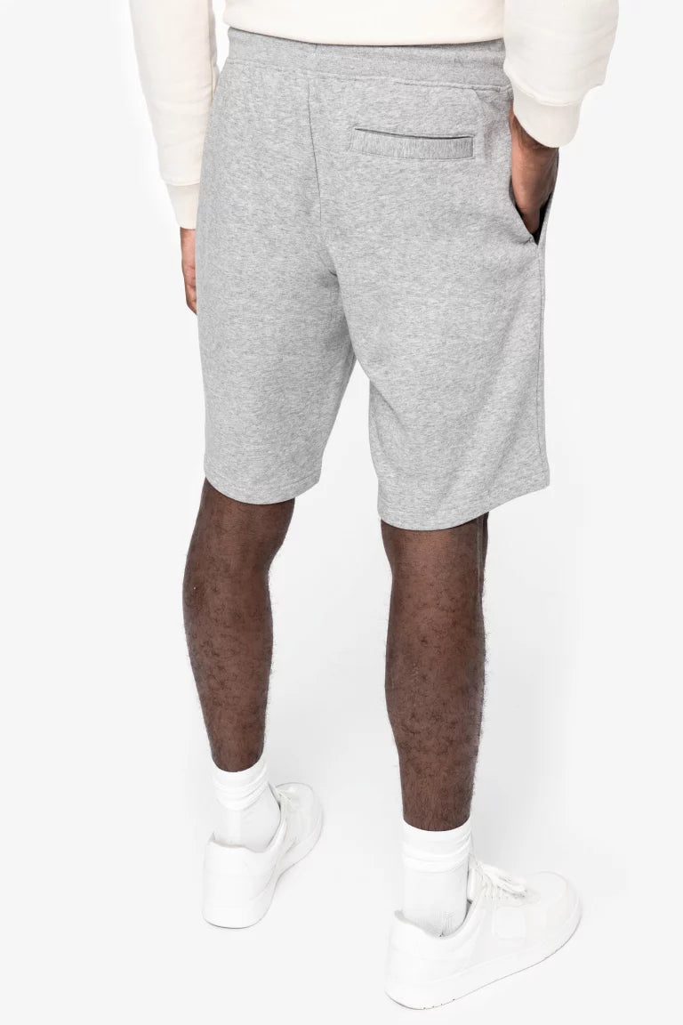 Achterkant van de ELEMENT short van OWN LANE in de kleur grijs. 